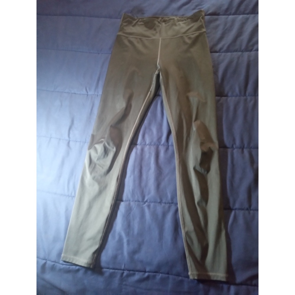 Fabletics Leggings Womens Medium Black Yoga‎ Gym Workout Capri